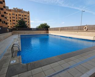 Piscina de Pis en venda en  Madrid Capital amb Aire condicionat, Calefacció i Jardí privat