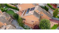 Vista exterior de Casa adosada en venda en Corbera de Llobregat amb Aire condicionat, Calefacció i Jardí privat