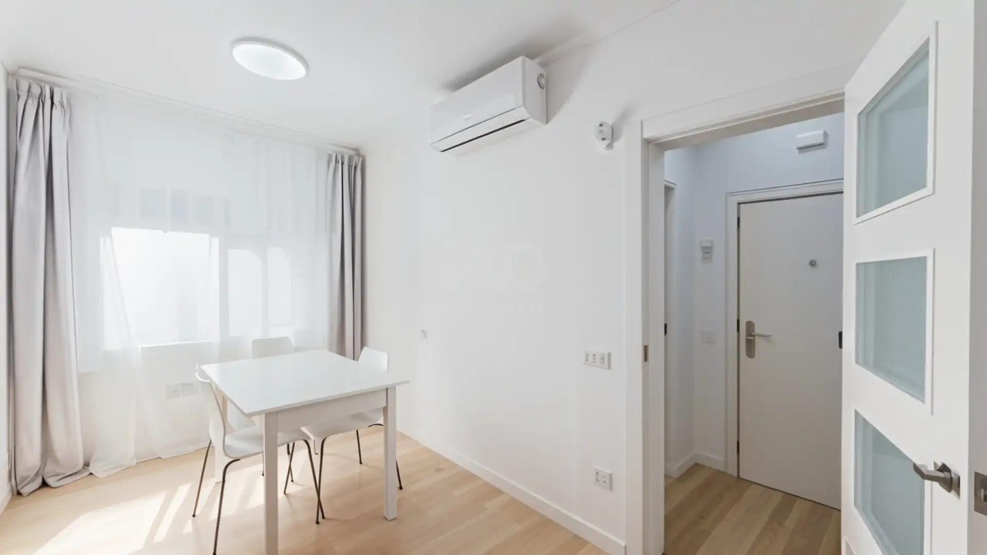 Habitación de Piso en venta en Barcelona con Aire acondicionado