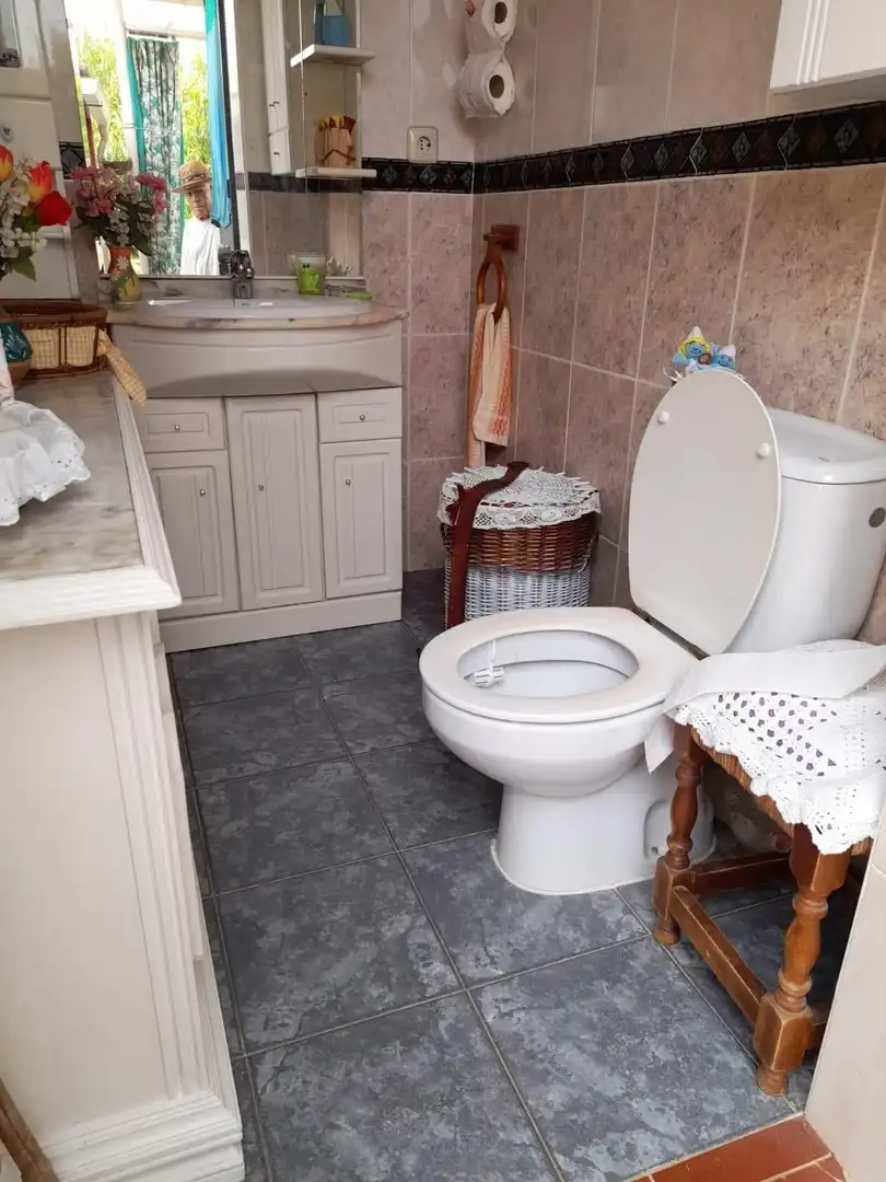 Bathroom of Country homes for sale in Córdoba  with Air Conditioner, Heating and Private garden