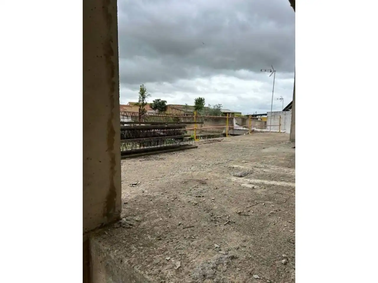 Edifici en venda en Aznalcóllar