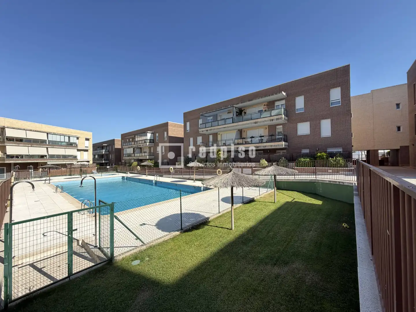 Piscina de Piso de alquiler en Las Rozas de Madrid con Jardín privado, Terraza y Trastero