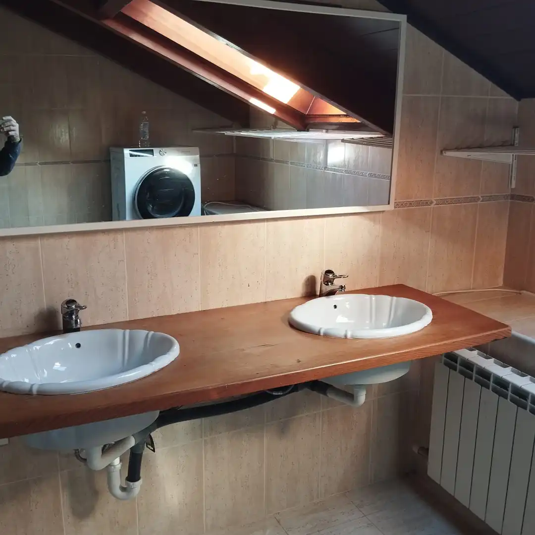 Baño de Piso en venta en Sojuela con Calefacción