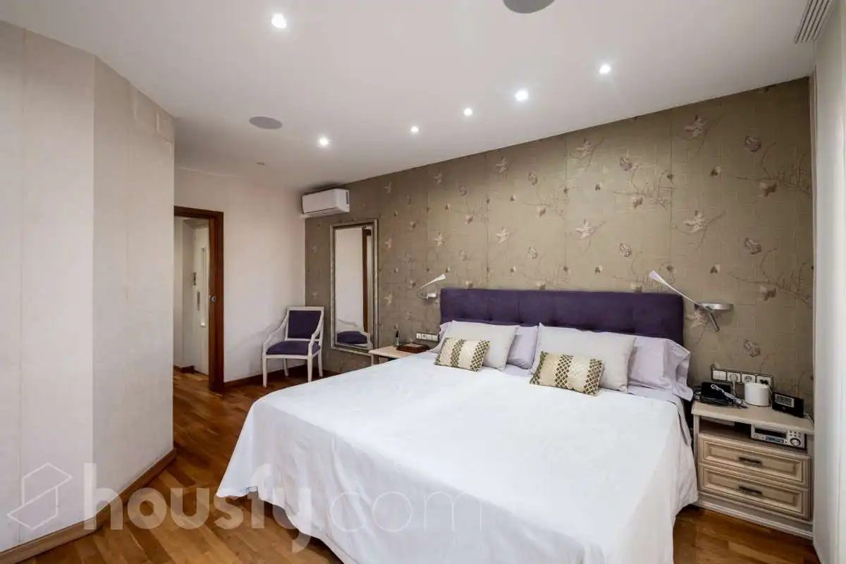 Habitación de Casa o chalet en venta en Barcelona con Aire acondicionado, Terraza y Trastero