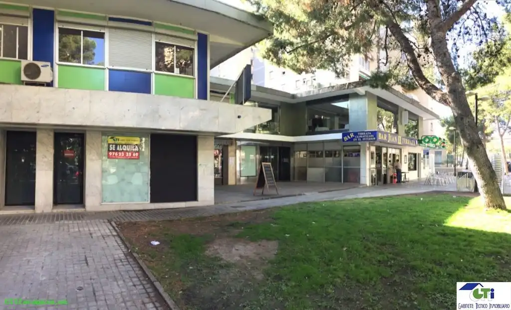 Vista exterior de Local de alquiler en Zaragoza