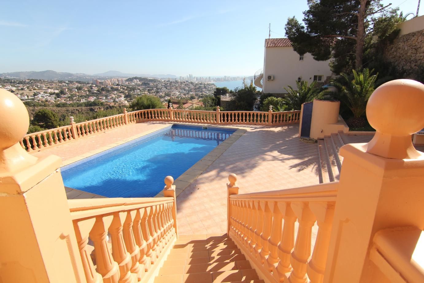 Piscina de Casa o xalet en venda en Calpe / Calp amb Aire condicionat, Calefacció i Jardí privat