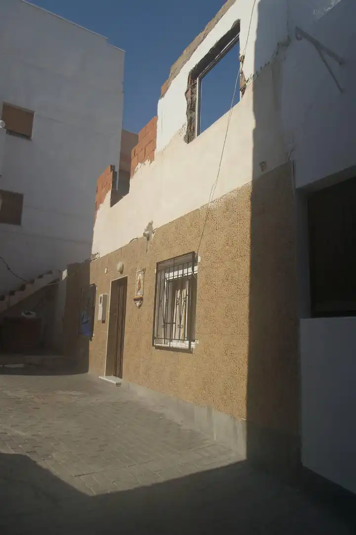 House for sale in Adra