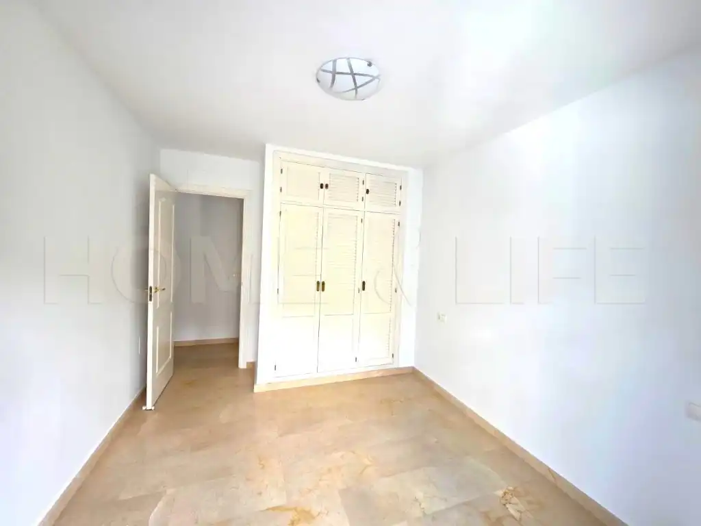 Habitación de Casa o chalet en venta en Manilva con Jardín privado, Terraza y Piscina