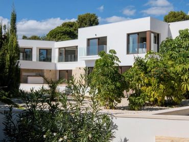 Chalet con balcón en venta en Partida PLANET