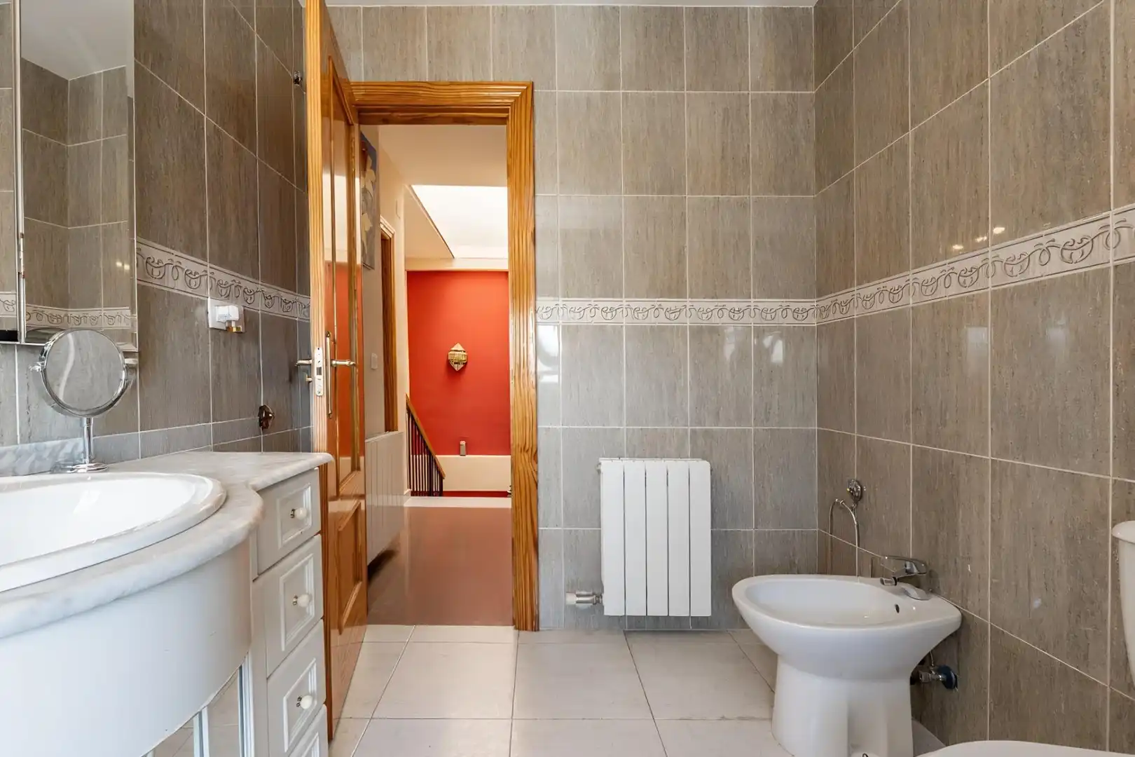 Baño de Casa adosada en venta en Ogíjares con Aire acondicionado, Calefacción y Terraza