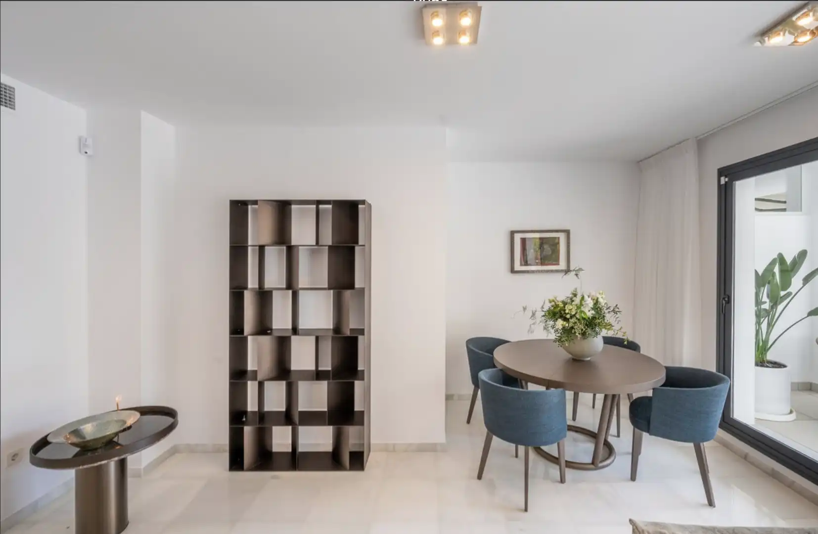 Comedor de Apartamento de alquiler en Marbella con Aire acondicionado, Terraza y Amueblado