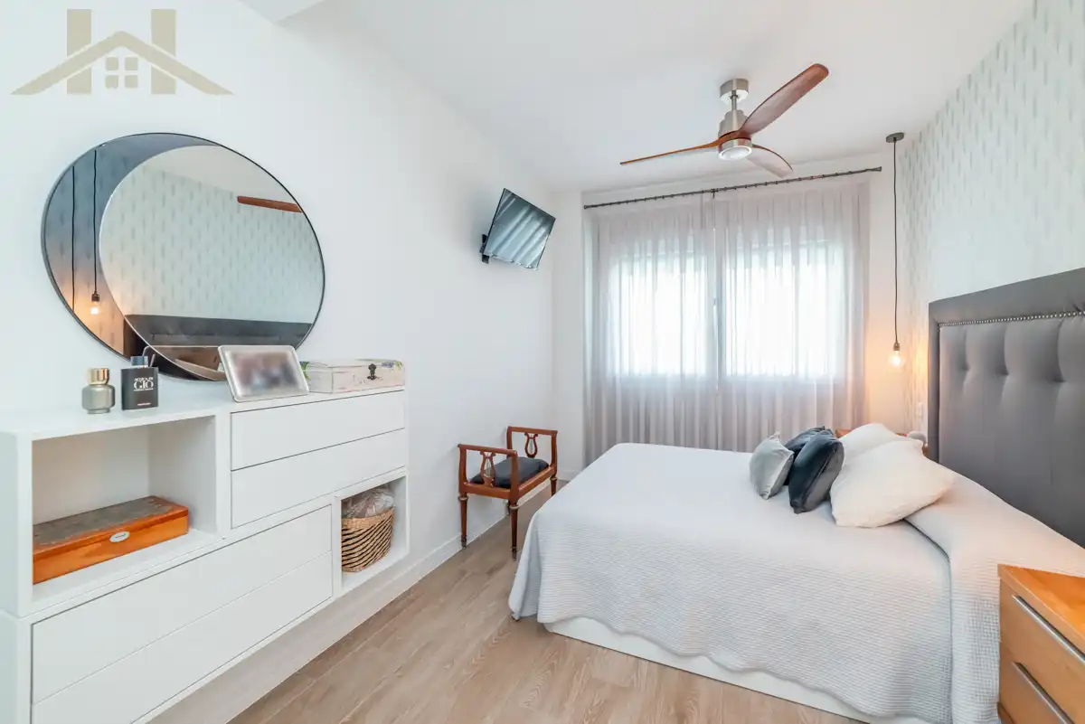 Habitación de Casa adosada en venta en Rivas-Vaciamadrid con Aire acondicionado, Calefacción y Jardín privado