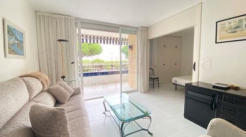 Foto 4 de Apartamento de alquiler en Los Pinos - Politur, Girona