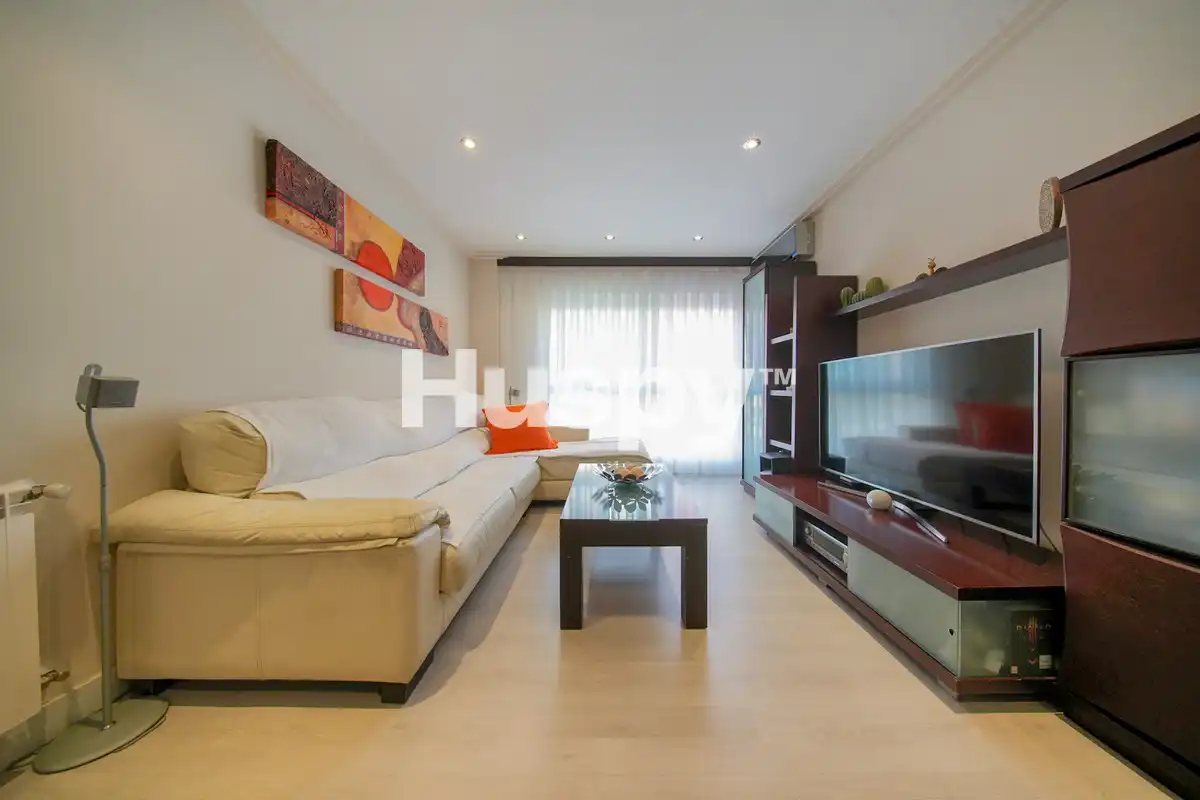 Appartamento con piscina in vendita a Calle del Planeta Urano, imagen 3