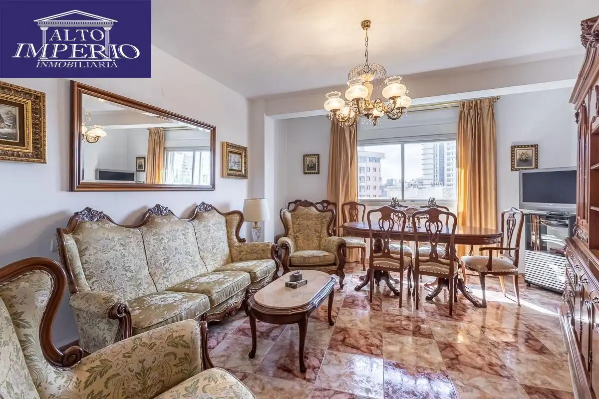 Piso con terraza en venta en Avenida DE MADRID 20