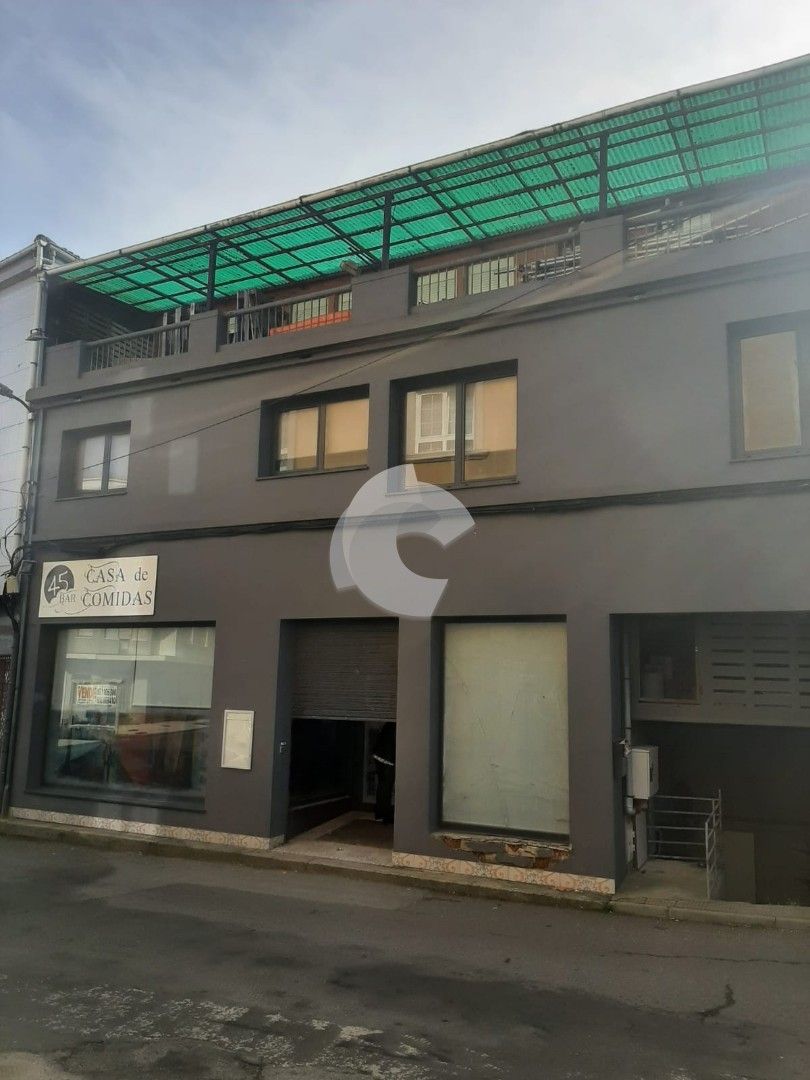 Vista exterior de Edifici en venda en Vimianzo