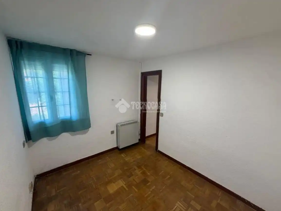Dormitori de Pis en venda en Madrid amb Aire condicionat i Calefacció