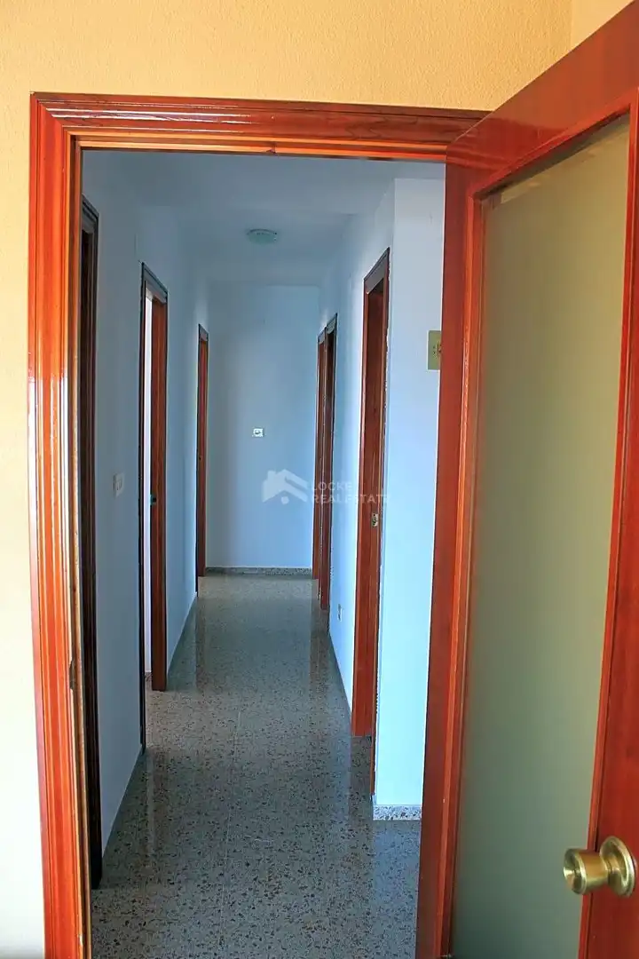 Apartamento de alquiler en Benicasim / Benicàssim con Terraza, Piscina y Piscina comunitaria