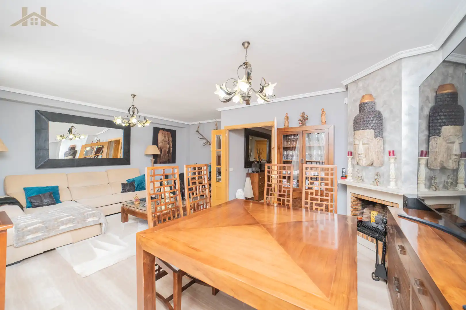 Dining room of Detached homes for sale in Móstoles  with Air Conditioner, Heating and Private garden