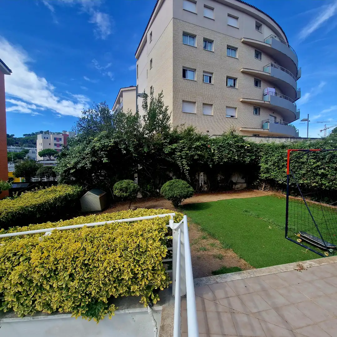 Piano terra con piscina in vendita a Carrer de Narcís Macià i Domènech 25, imagen 7