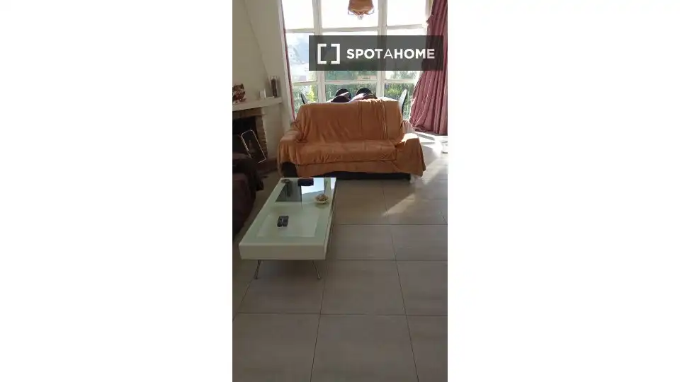 Wohnzimmer von Wohnung zur untervermieten in Marbella mit Klimaanlage, Heizung und Möbliert