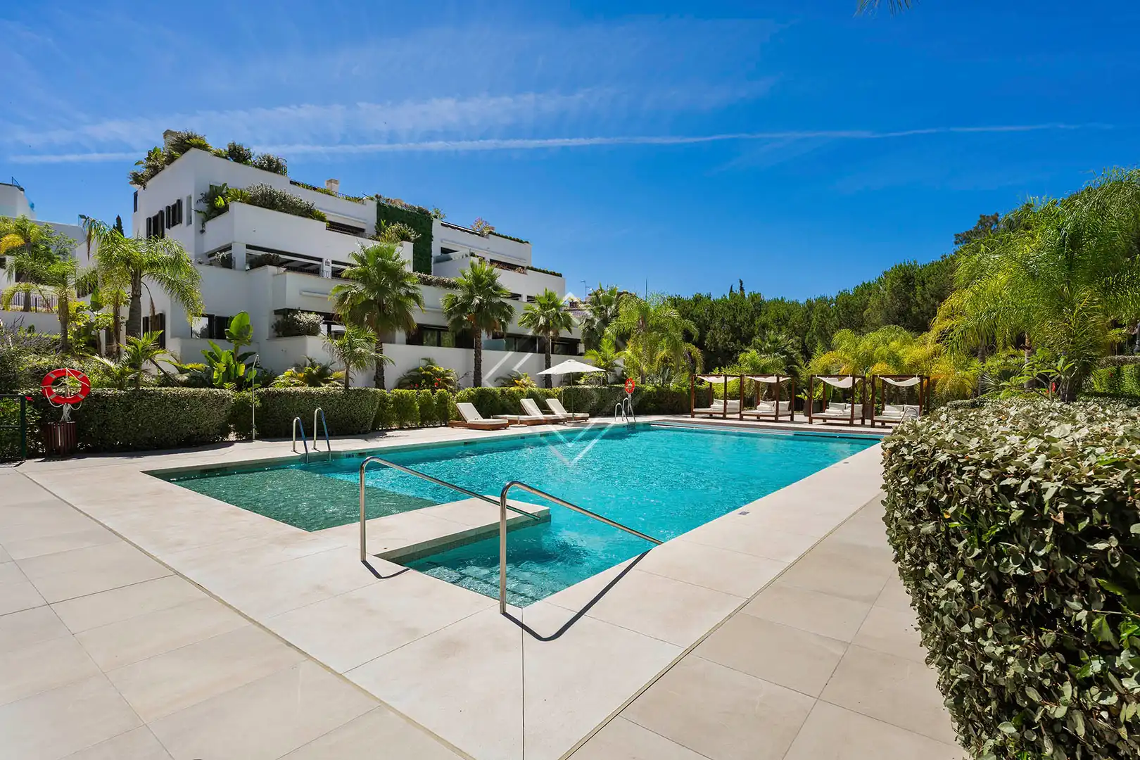 Apartament amb piscina en venda a Milla de Oro