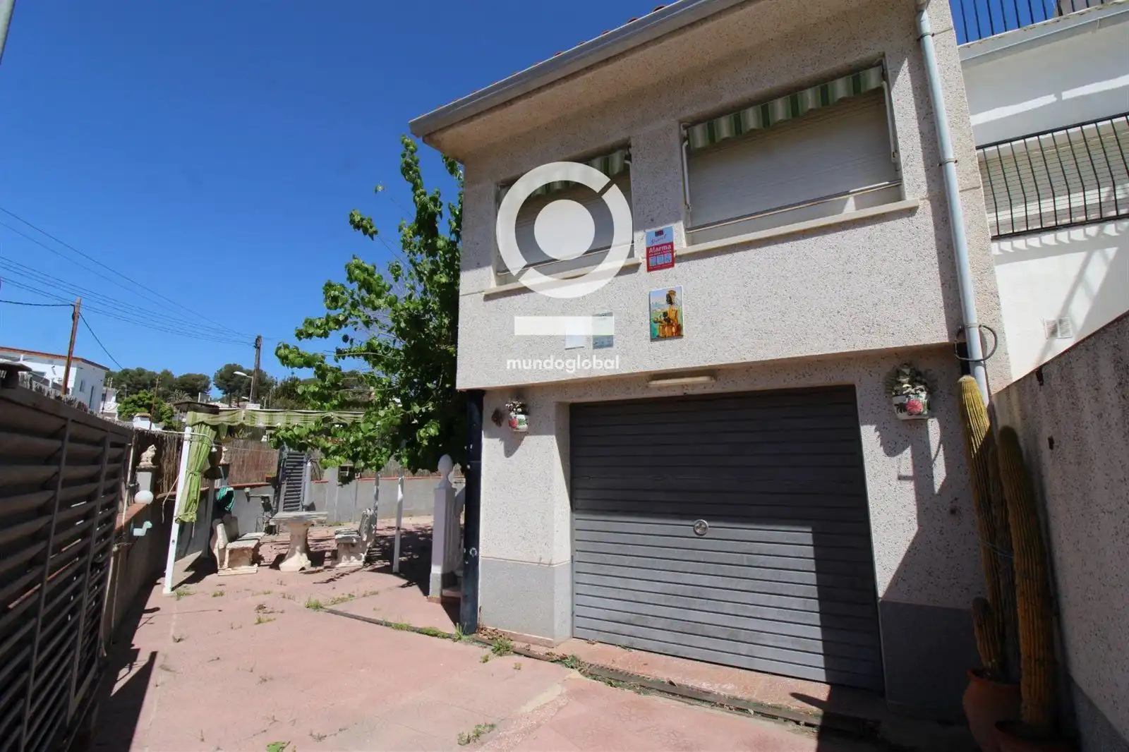 Vista exterior de Casa adosada en venta en Cunit con Aire acondicionado, Calefacción y Terraza