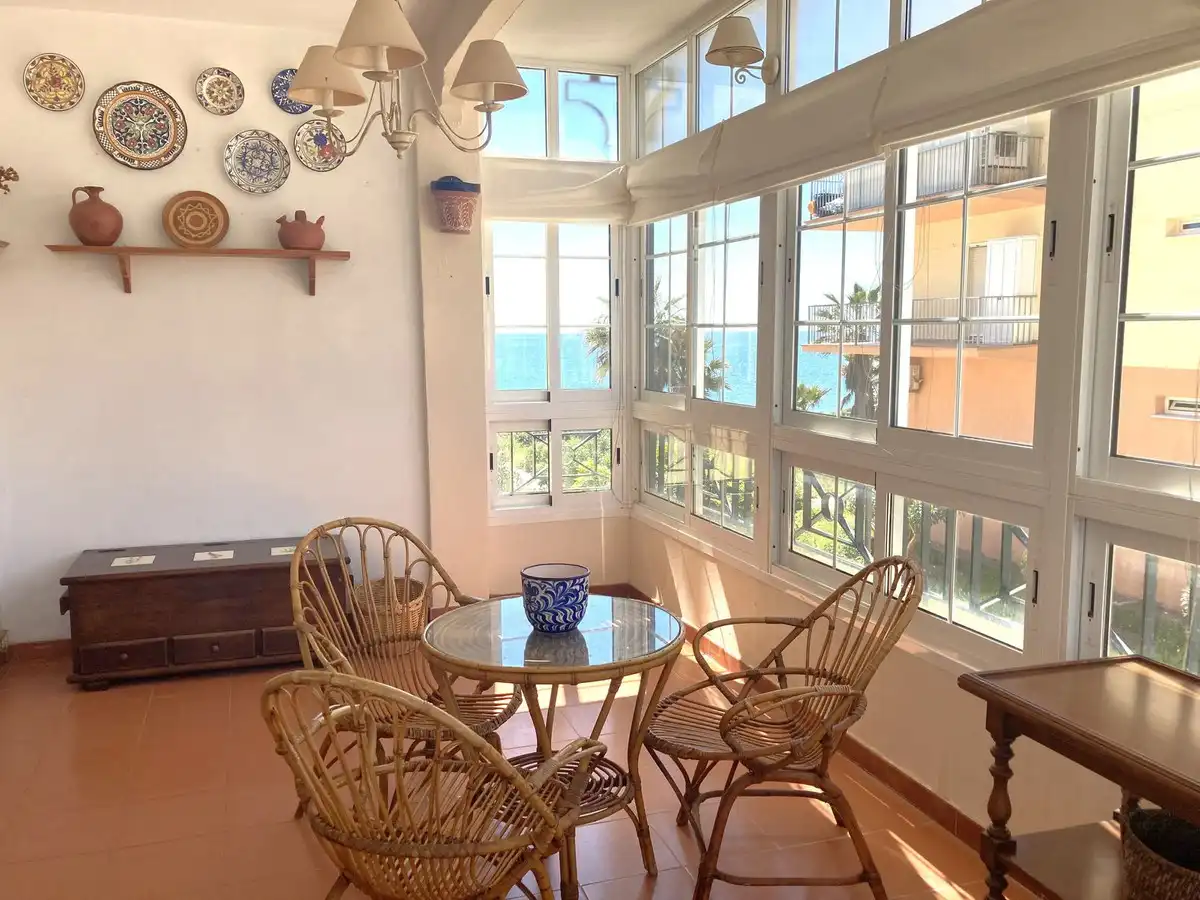 Menjador de Apartament en venda en Torrox amb Terrassa