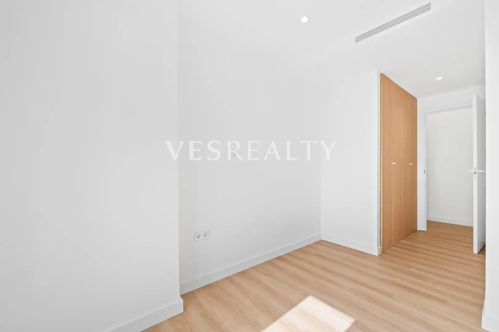 Habitación de Piso en venta en Alicante / Alacant con Aire acondicionado y Piscina comunitaria