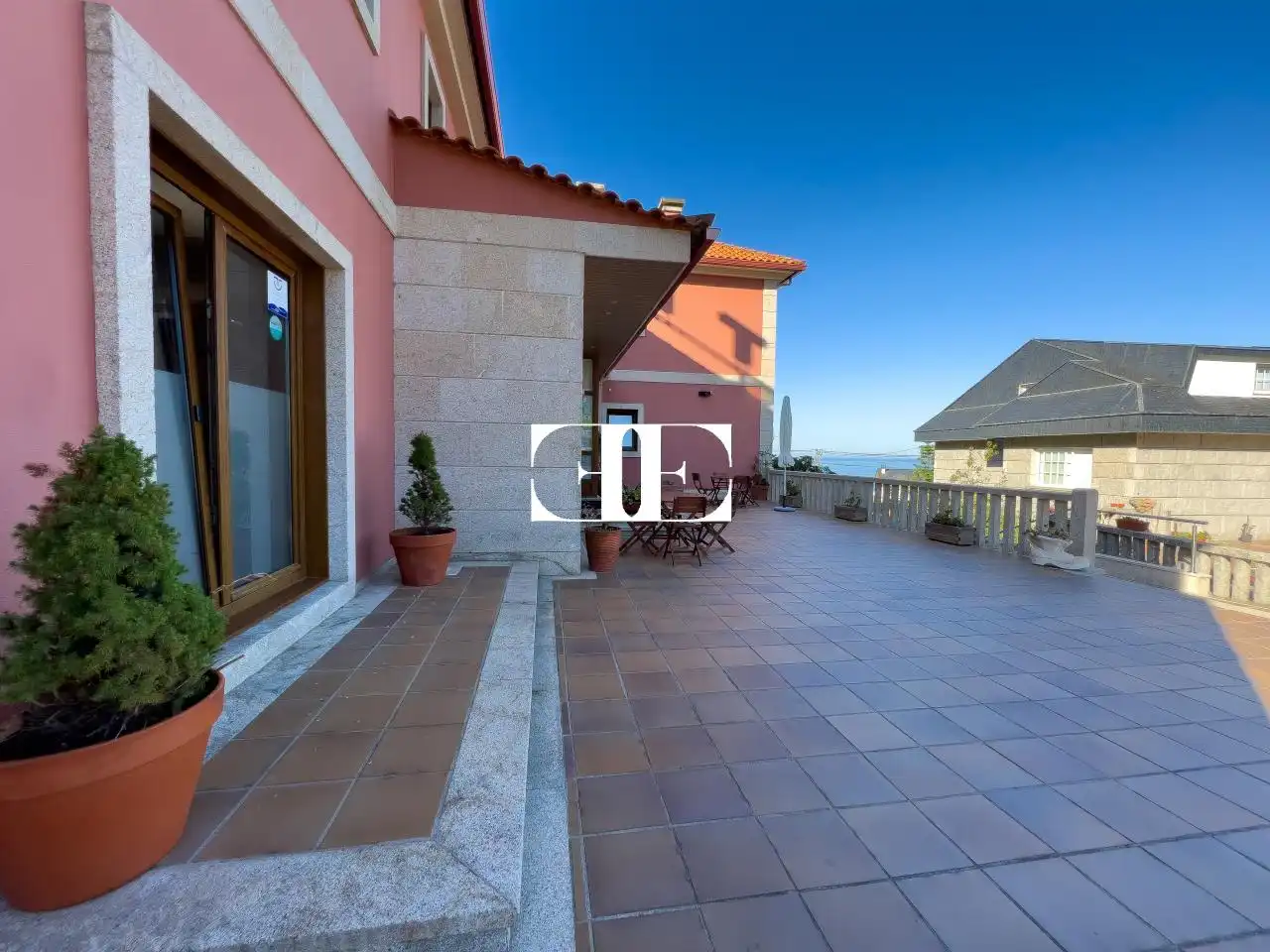 Terrace of Buildings for sale in Oia