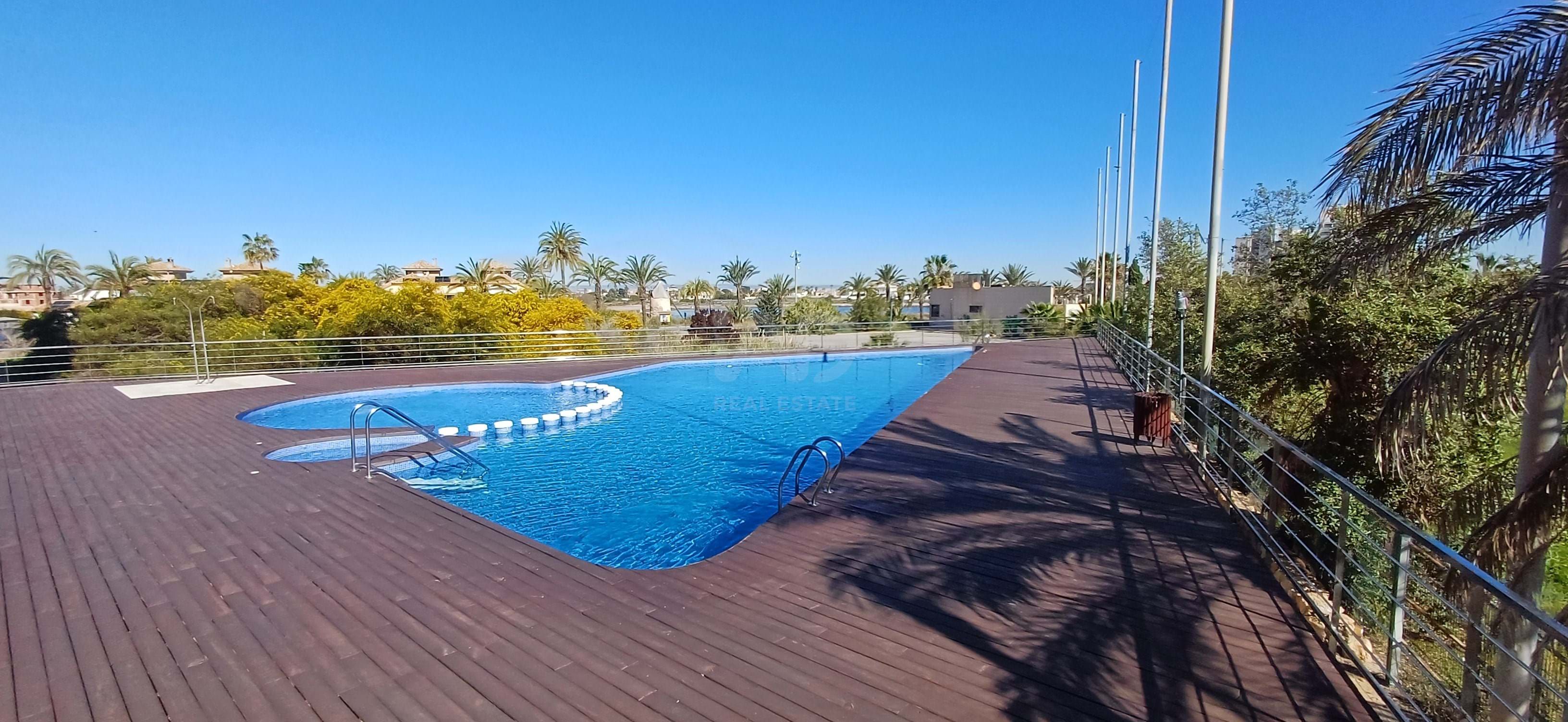 Swimming pool of Flat for sale in La Manga del Mar Menor