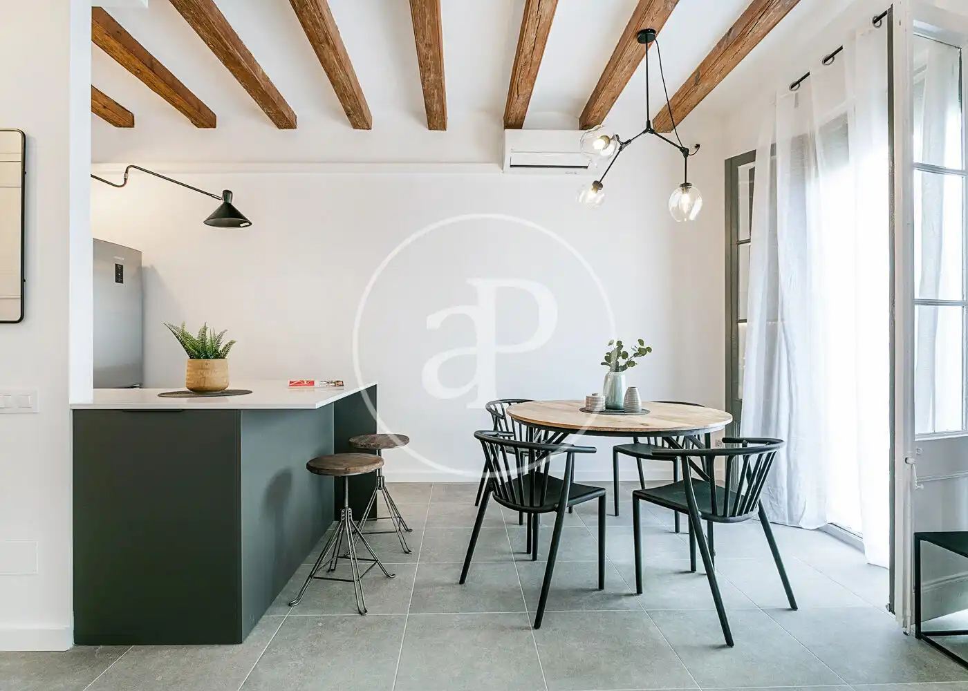 Piso con terraza en venta en Carrer de Girona, imagen 6