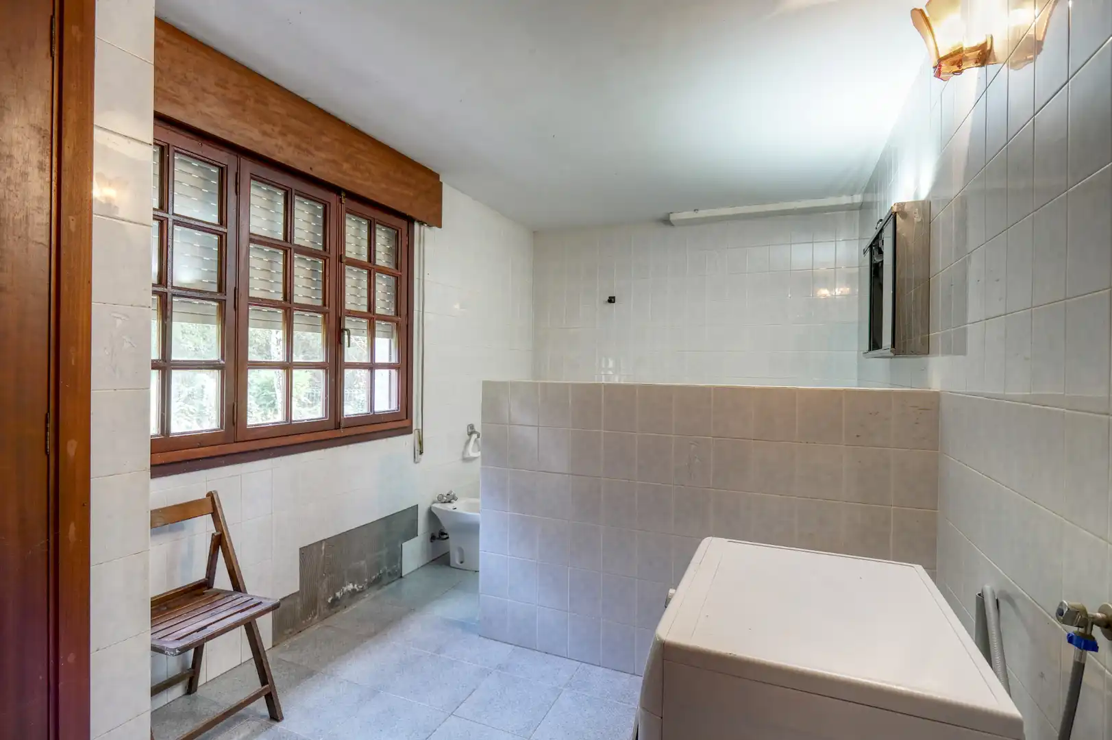 Bathroom of Houses for sale in Brión  with Heating, Private garden and Terrace