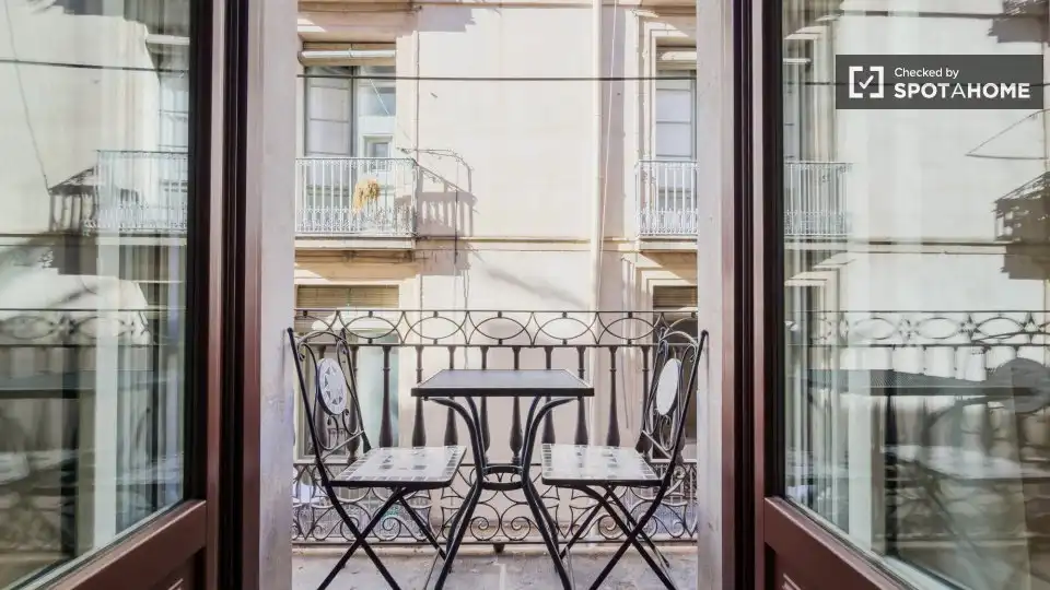 Flat with terrace to rent in Ciutat Vella, imagen 14