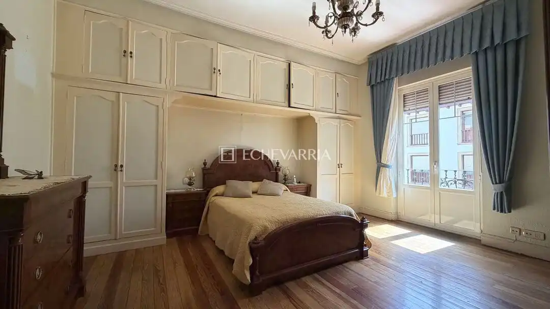 Habitación de Piso en venta en Getxo  con Calefacción, Trastero y Balcón