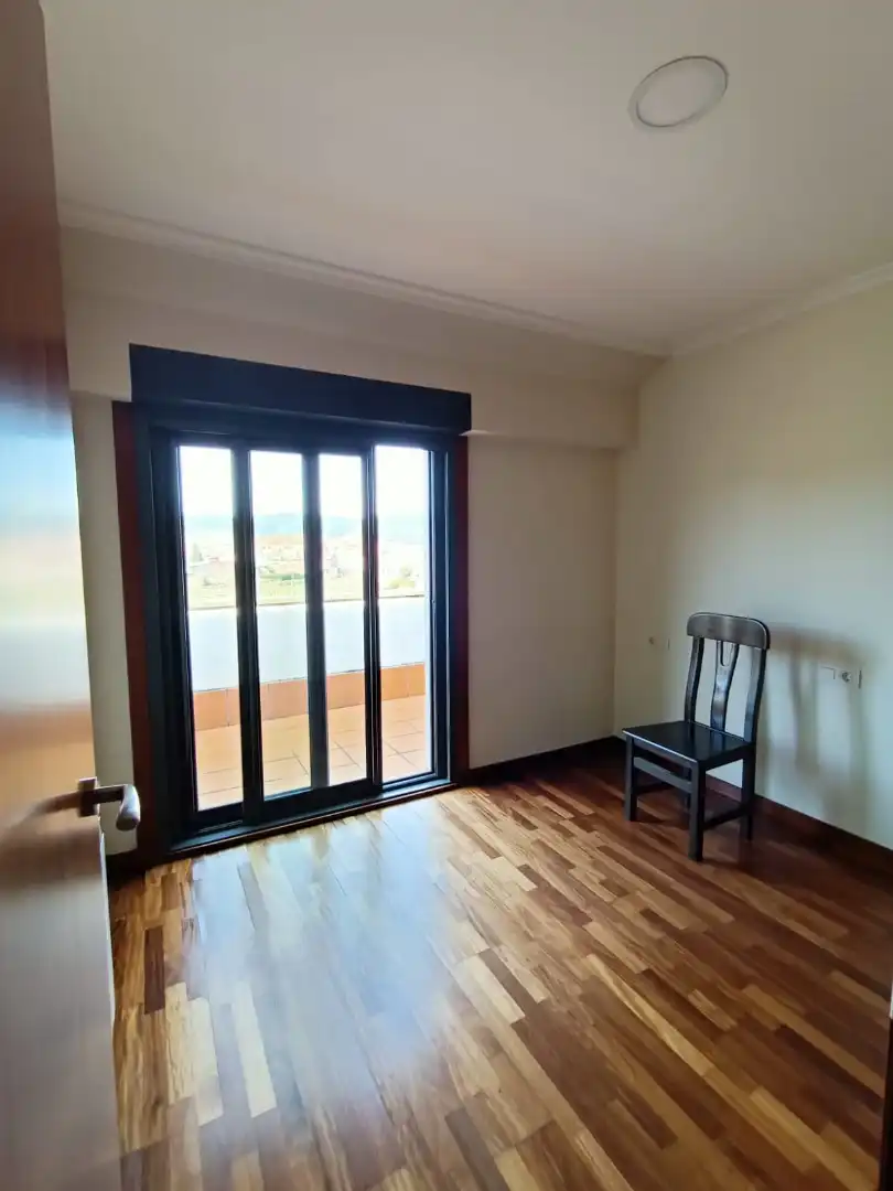 Flat for sale in N/A, Meis