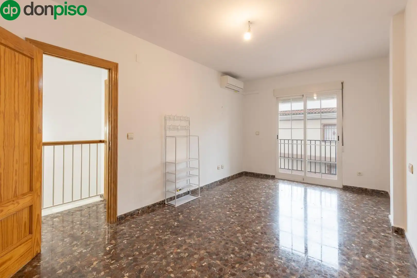 Reihenhaus mit Garten zum Verkauf in Calle de Joaquim Blume 46, imagen 15