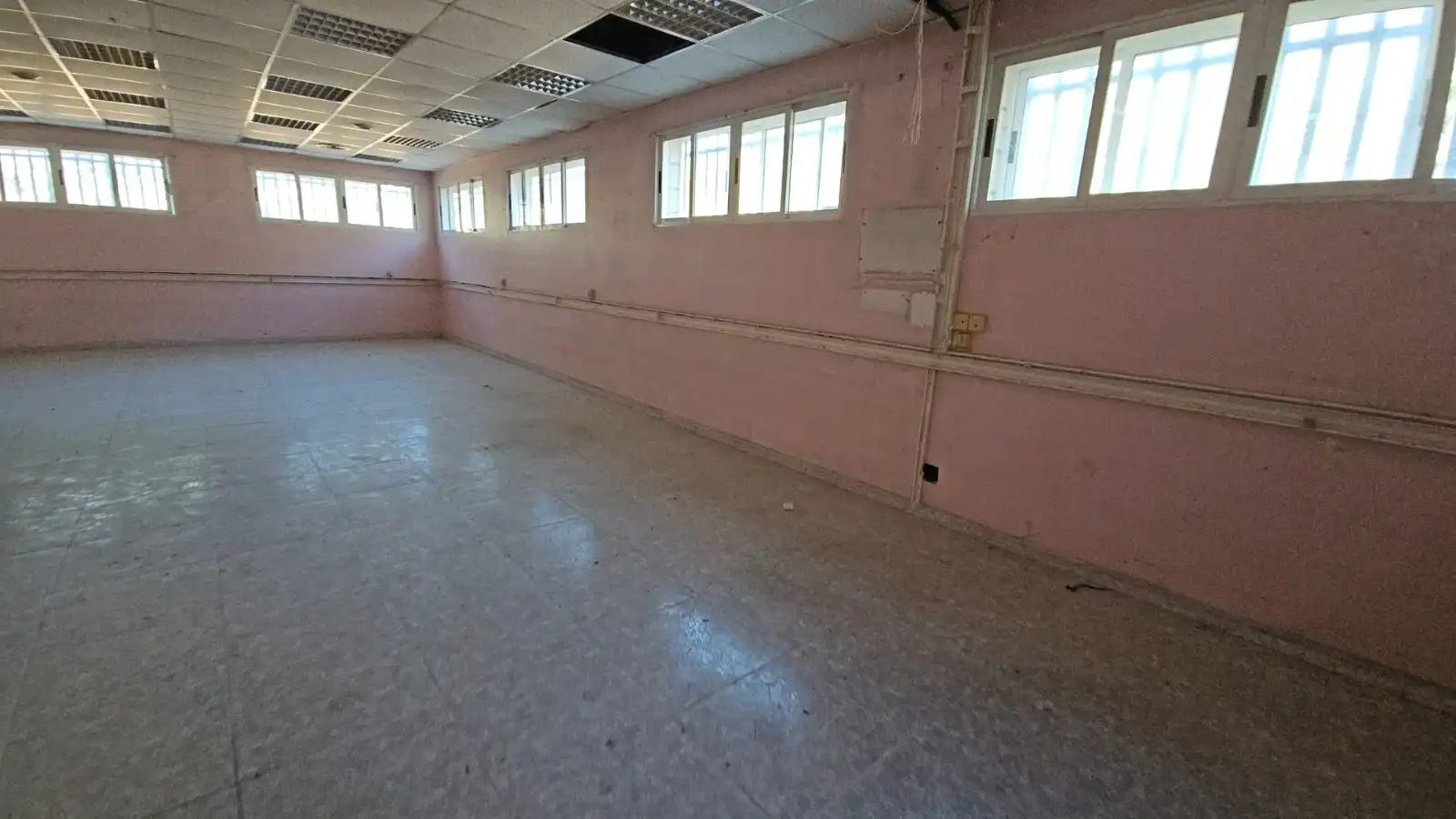Nave industrial en venta en Alhama de Aragón
