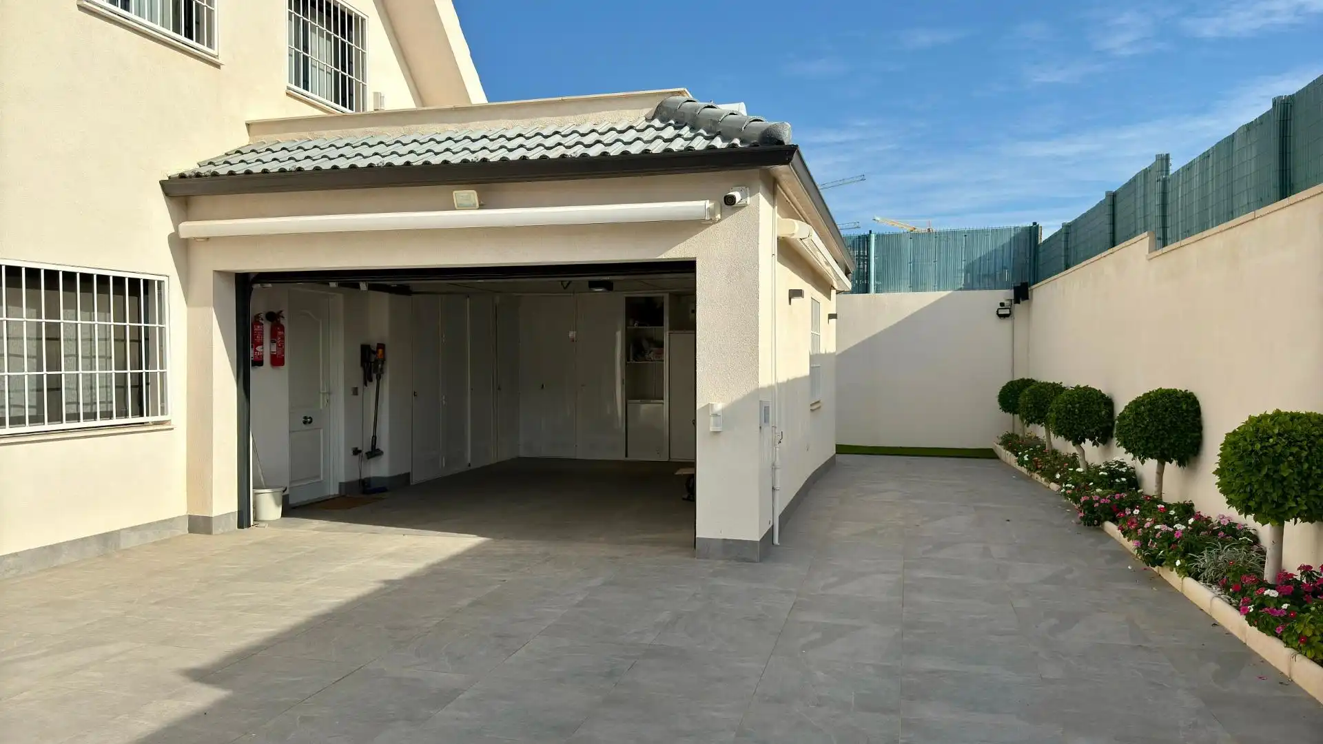 Parking de Casa o chalet en venta en Sant Joan d'Alacant con Aire acondicionado, Calefacción y Jardín privado