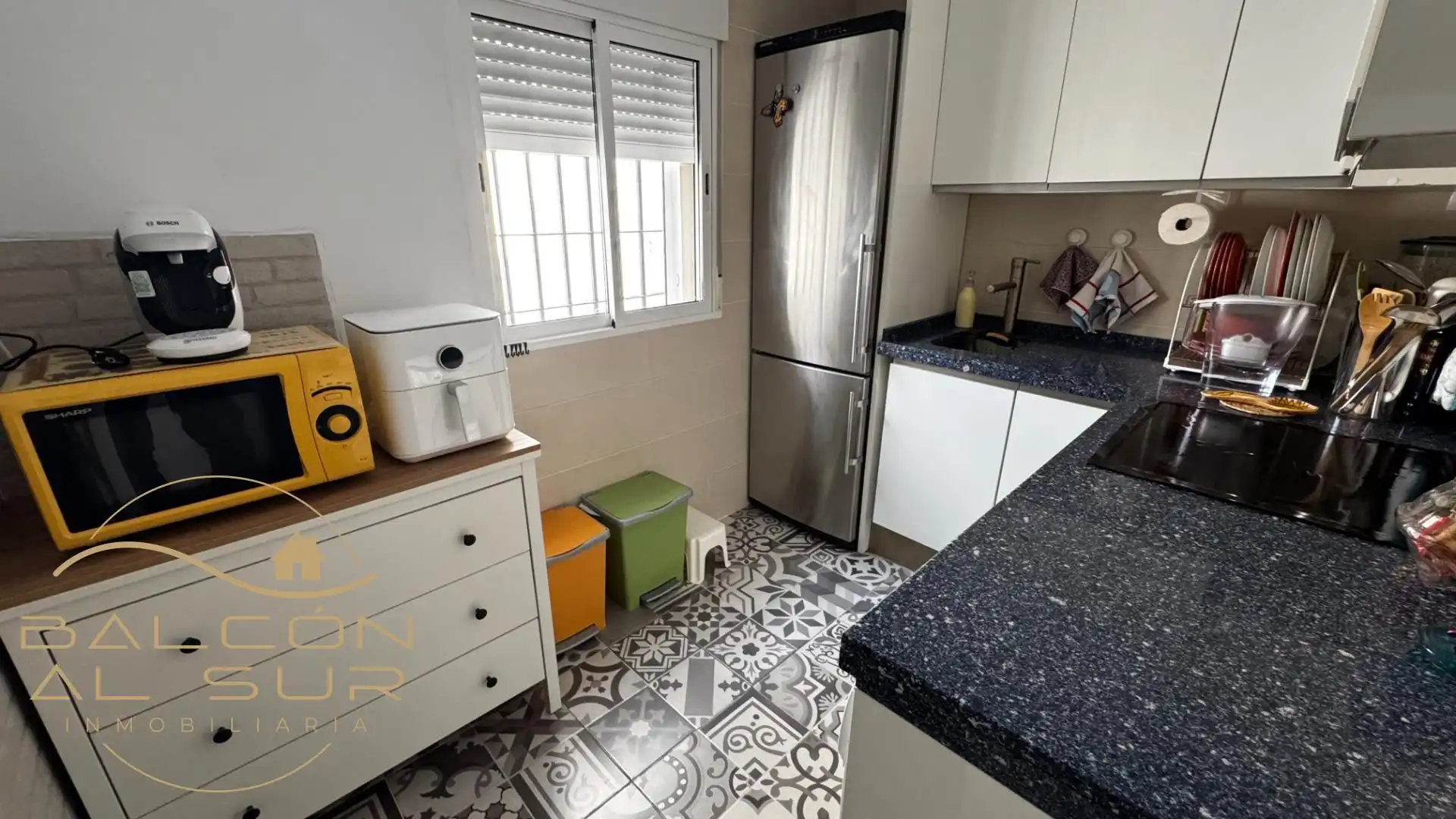 Cuina de Pis en venda en Rota amb Aire condicionat i Terrassa