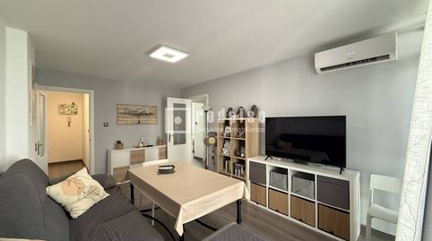 Piso reformado de 2 habitaciones en Huelin, a un paso de la playa.