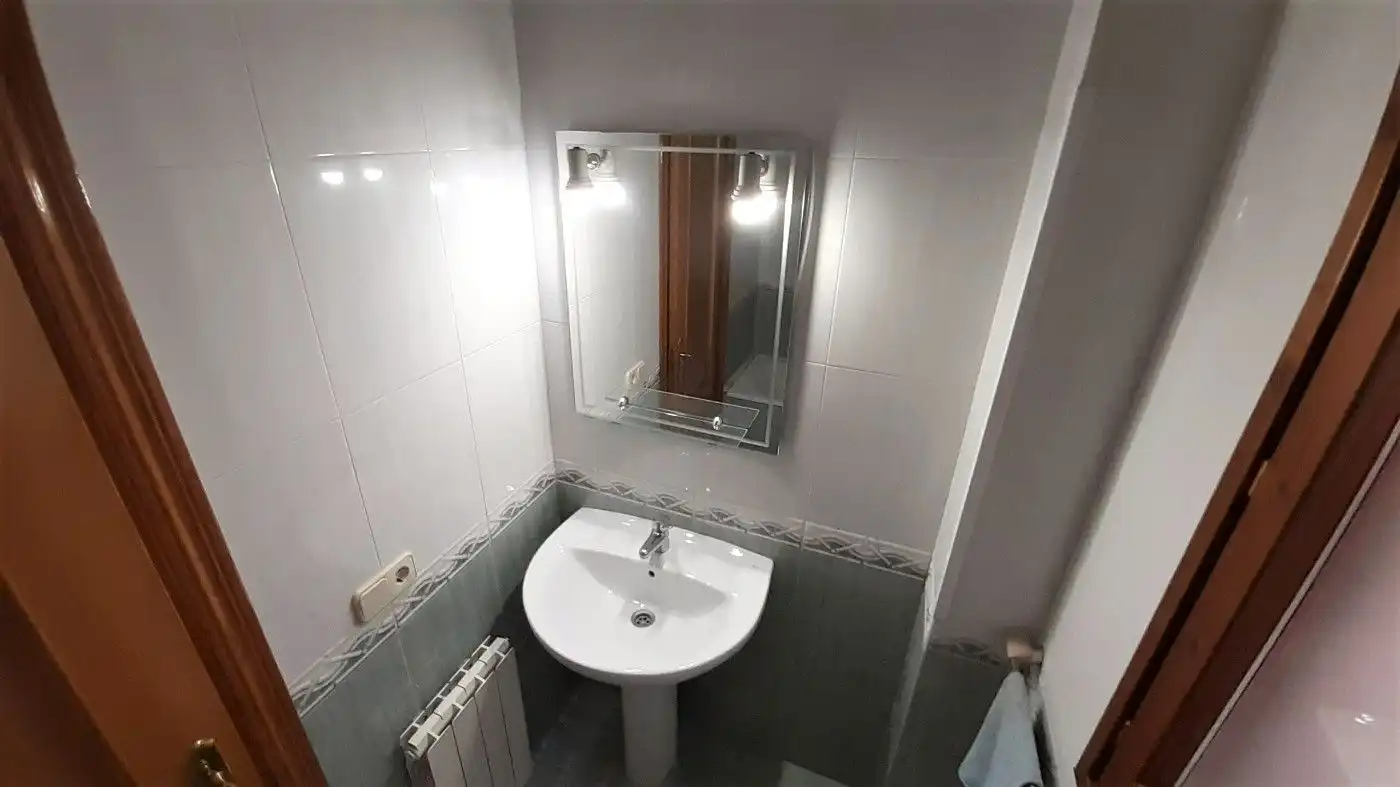 Badezimmer von Einfamilien-Reihenhaus zum Verkauf in Moià mit Heizung, Terrasse und Abstellraum