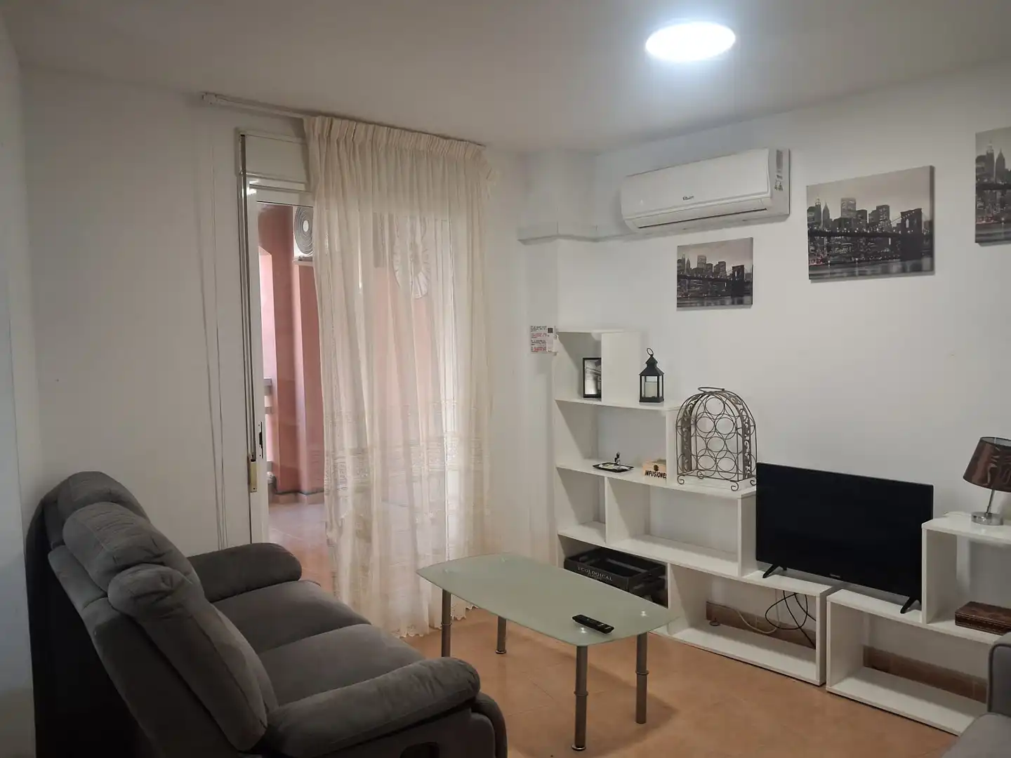 Wohnzimmer von Wohnung zur Miete in Costa Sur