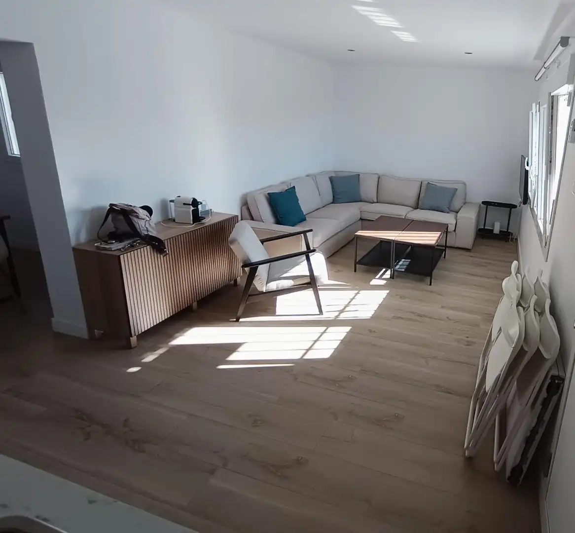 Sala d'estar de Casa o xalet de lloguer en Rincón de la Victoria amb Aire condicionat, Parquet i Moblat