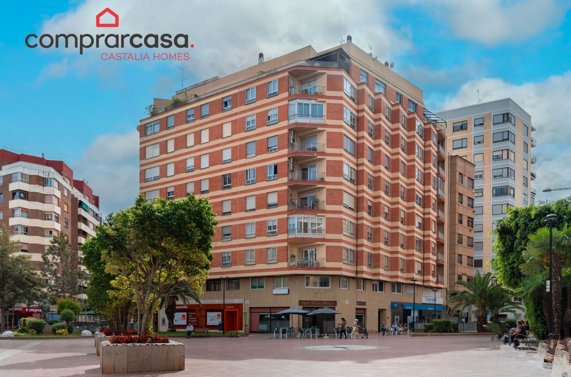 Vista exterior de Pis en venda en Castellón de la Plana / Castelló de la Plana amb Parquet i Balcó