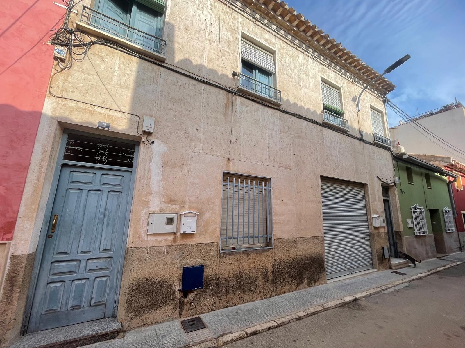 Exterior view of House or chalet for sale in Cehegín  with Terrace, Storage room and Furnished