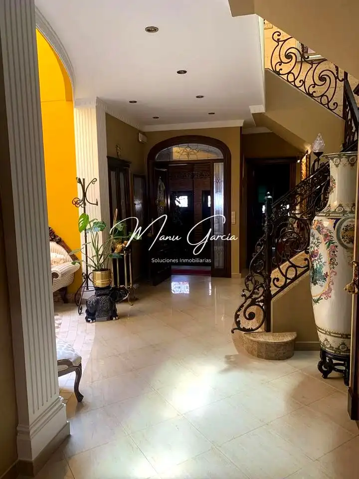 Casa adosada en venta en Lucena con Aire acondicionado, Calefacción y Terraza