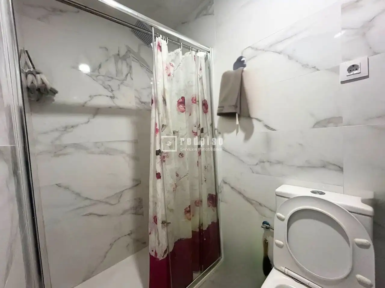 Baño de Piso en venta en Madrid con Aire acondicionado, Calefacción y Terraza