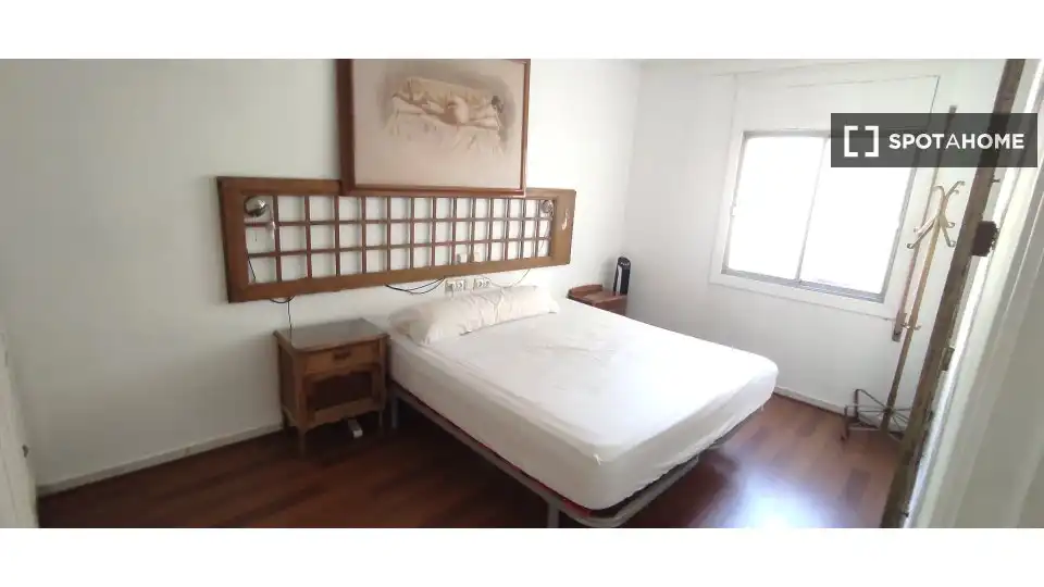 Bedroom of Flat for rent in Barcelona  with Air Conditioner, Heating and Furnished