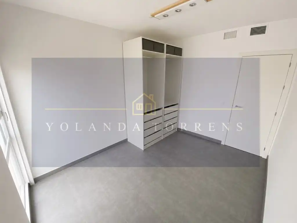 Habitación de Piso en venta en Alcalá de Guadaira